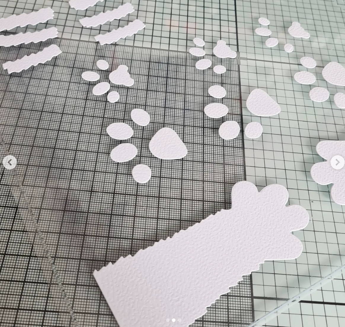 Postage Collage und Paws Up Postage Collage und Paws Up