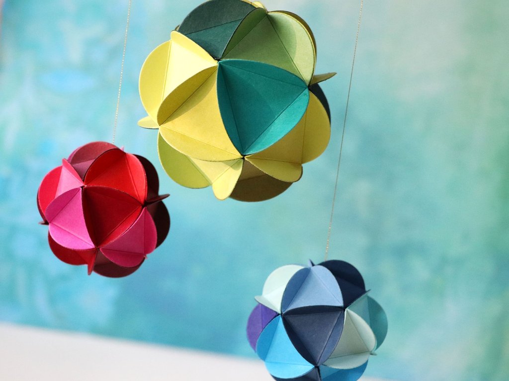 3D Circle Ornament - Die Set 3D Circle Ornament - Die Set